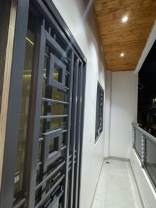 MAISON R+1 NEUVE À ZAC MBAO