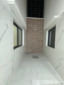 MAISON R+1 NEUVE À ZAC MBAO